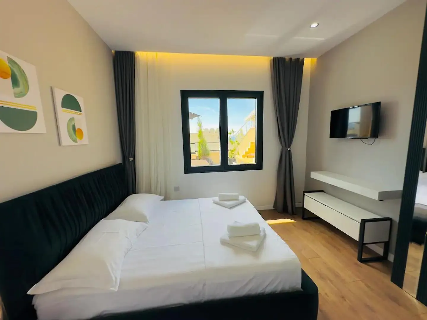 Apartment Sea View Luxury Penthouse,3Rooms Vlore