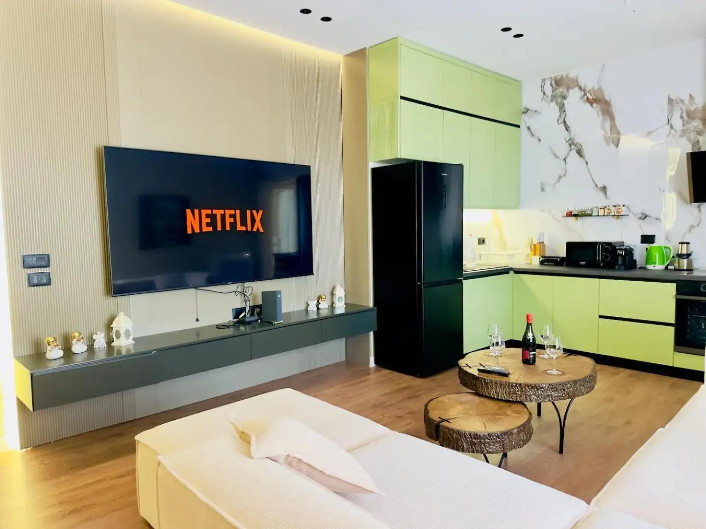 Apartment Sea View Luxury Penthouse,3Rooms Vlore