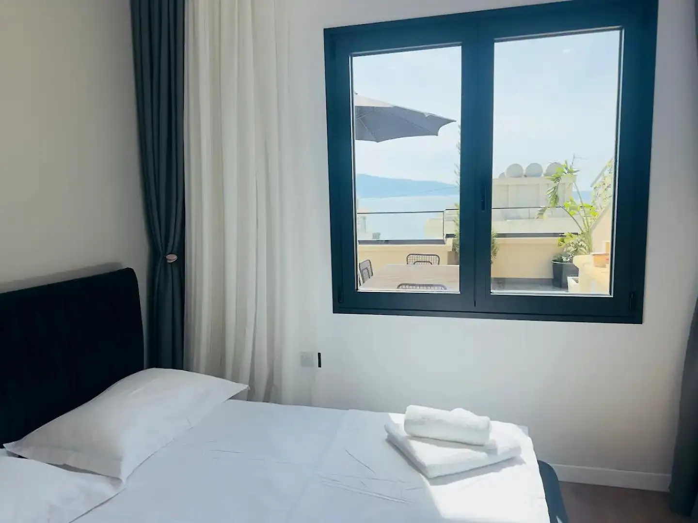 Apartment Sea View Luxury Penthouse,3Rooms Vlore