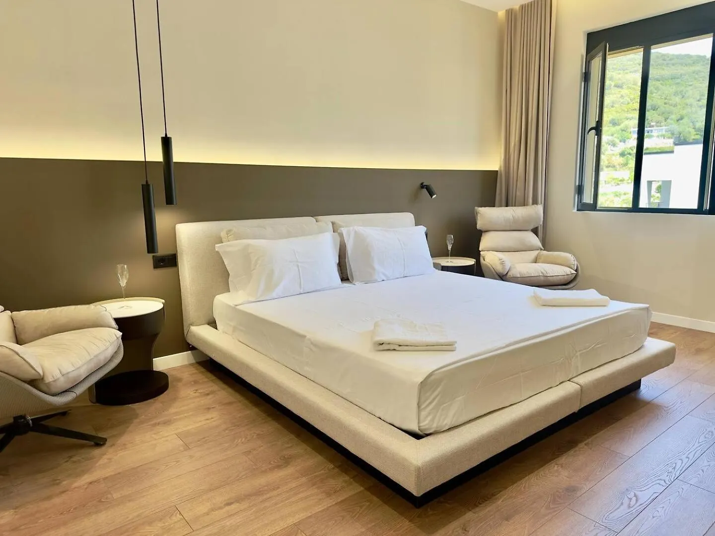 Sea View Luxury Penthouse,3Rooms Vlore