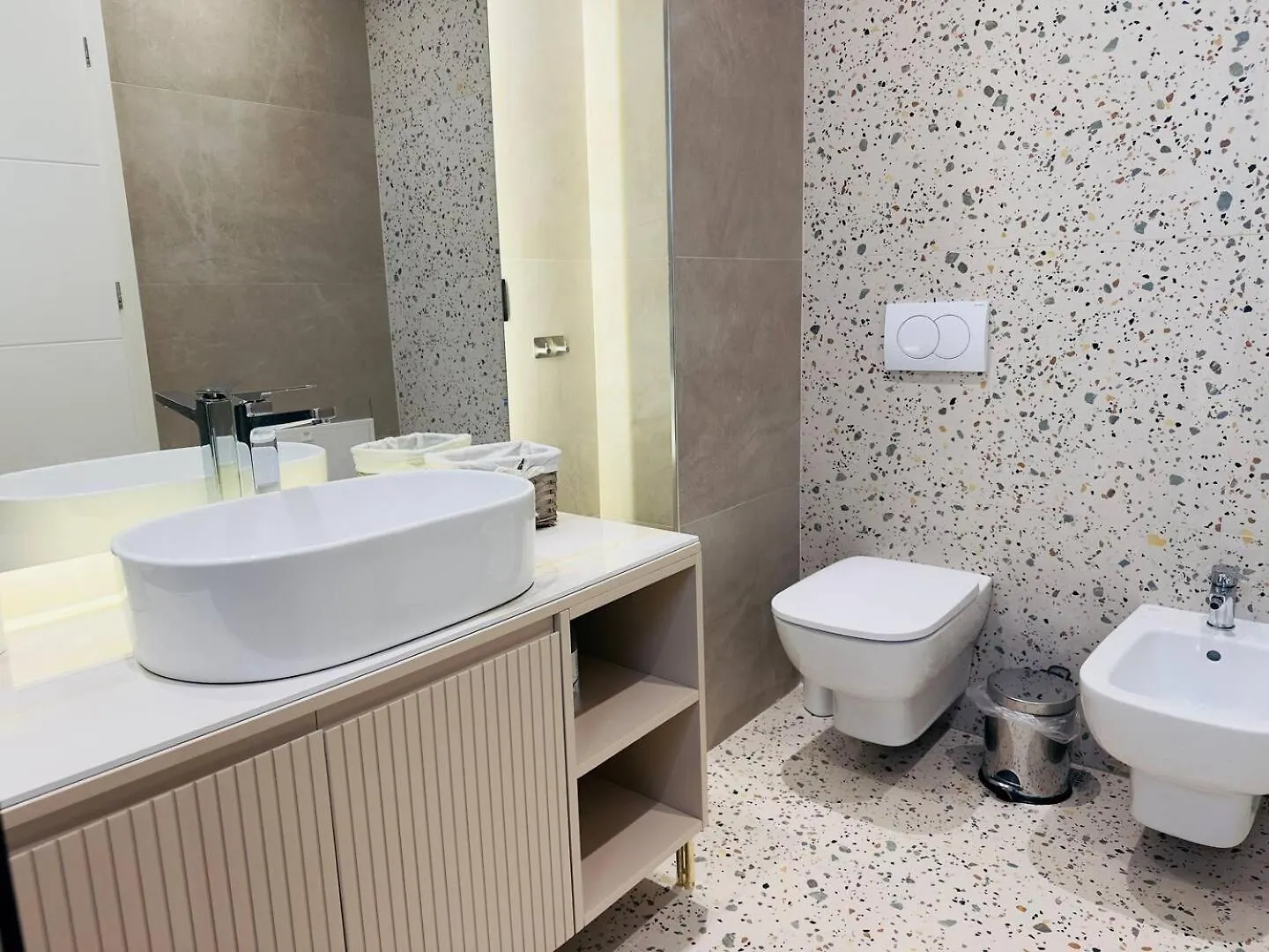 Sea View Luxury Penthouse,3Rooms Vlore Apartment